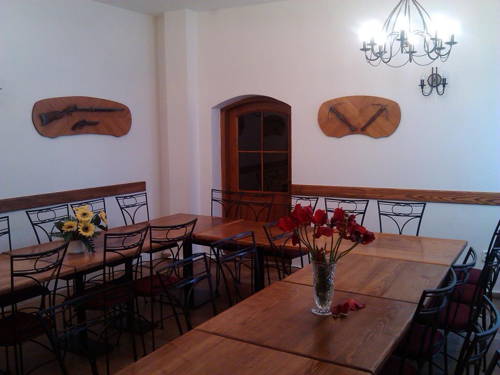 Penzion s restaurací U MLYNA COM Litovel Exterior foto